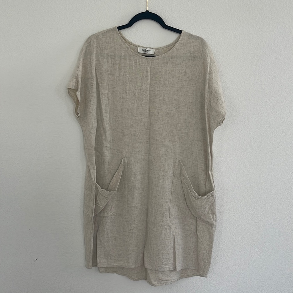 Carly Jean Los Angeles oversized XS cute summer dress with pockets